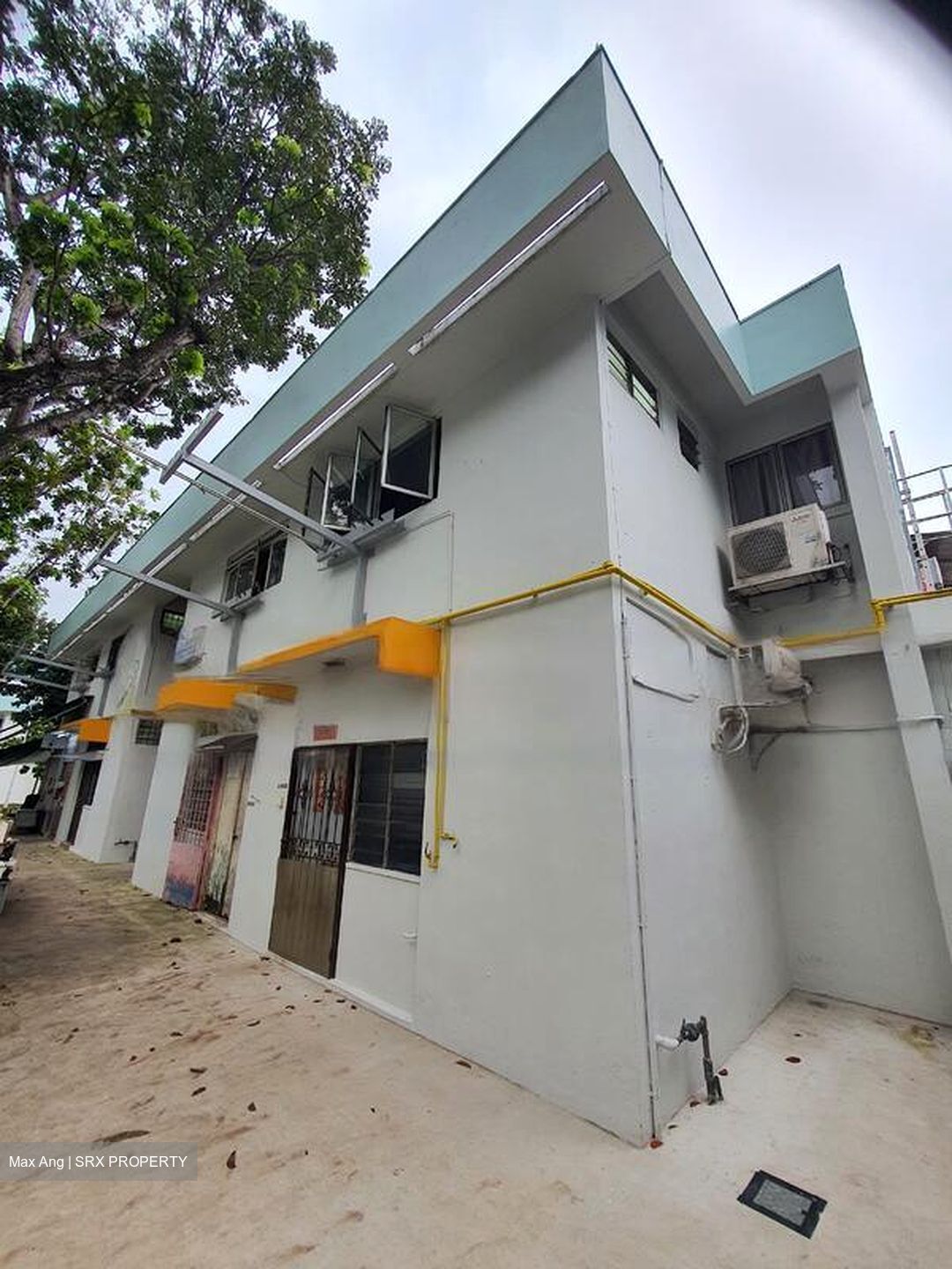 Cheng San Centre (D20), Shop House #459406441